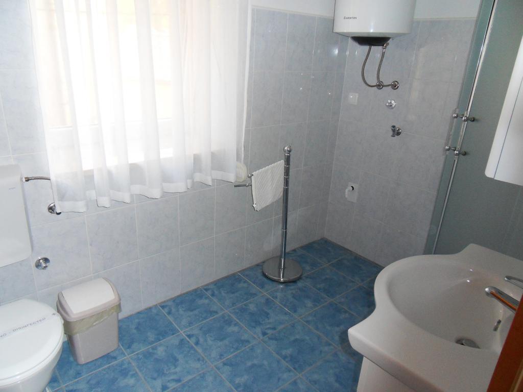Apartments Petricevic 2 Selce Ngoại thất bức ảnh