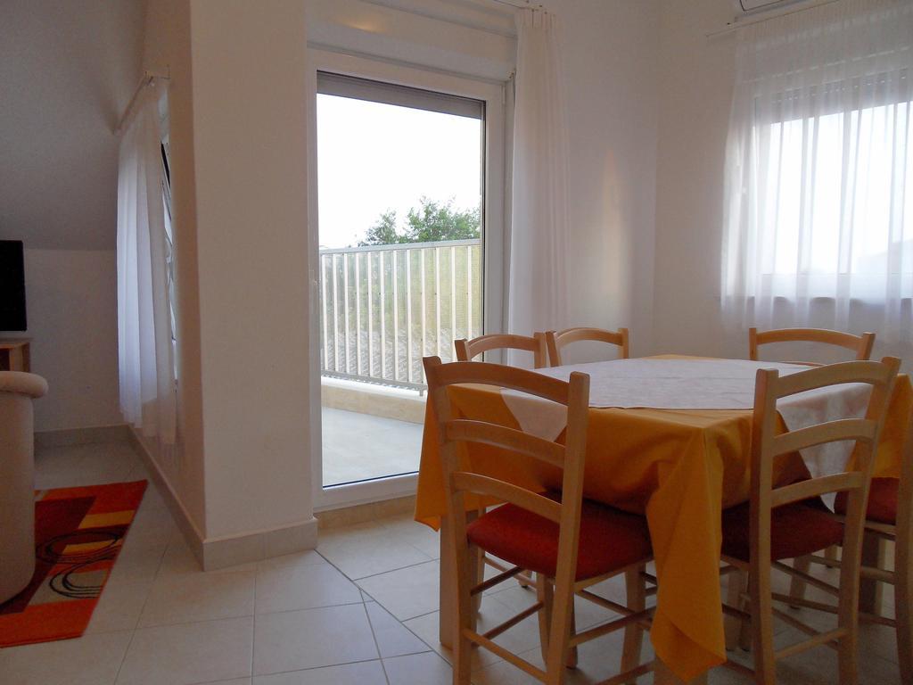 Apartments Petricevic 2 Selce Ngoại thất bức ảnh