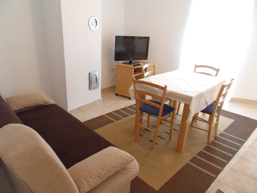 Apartments Petricevic 2 Selce Ngoại thất bức ảnh